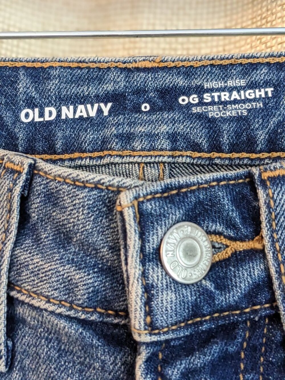 Old Navy, Medium Wash High Rise OG Straight Jean Floral Patches Jeans, Size 0 - Picture 2 of 9